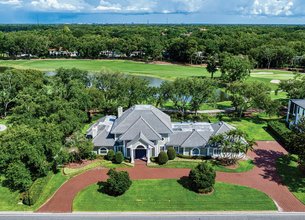 Executive Estate in Avila Golf and Country Club